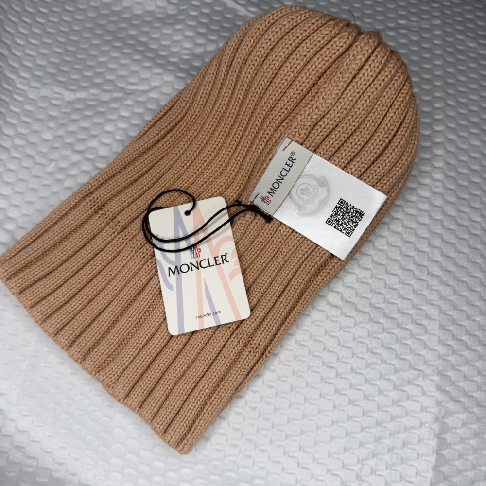 MONCLER WOMEN'S LIGHT BROWN RIBBED KNIT BEANIE W/ POM POM -SAME DAY SHIP - Picture 3 of 6